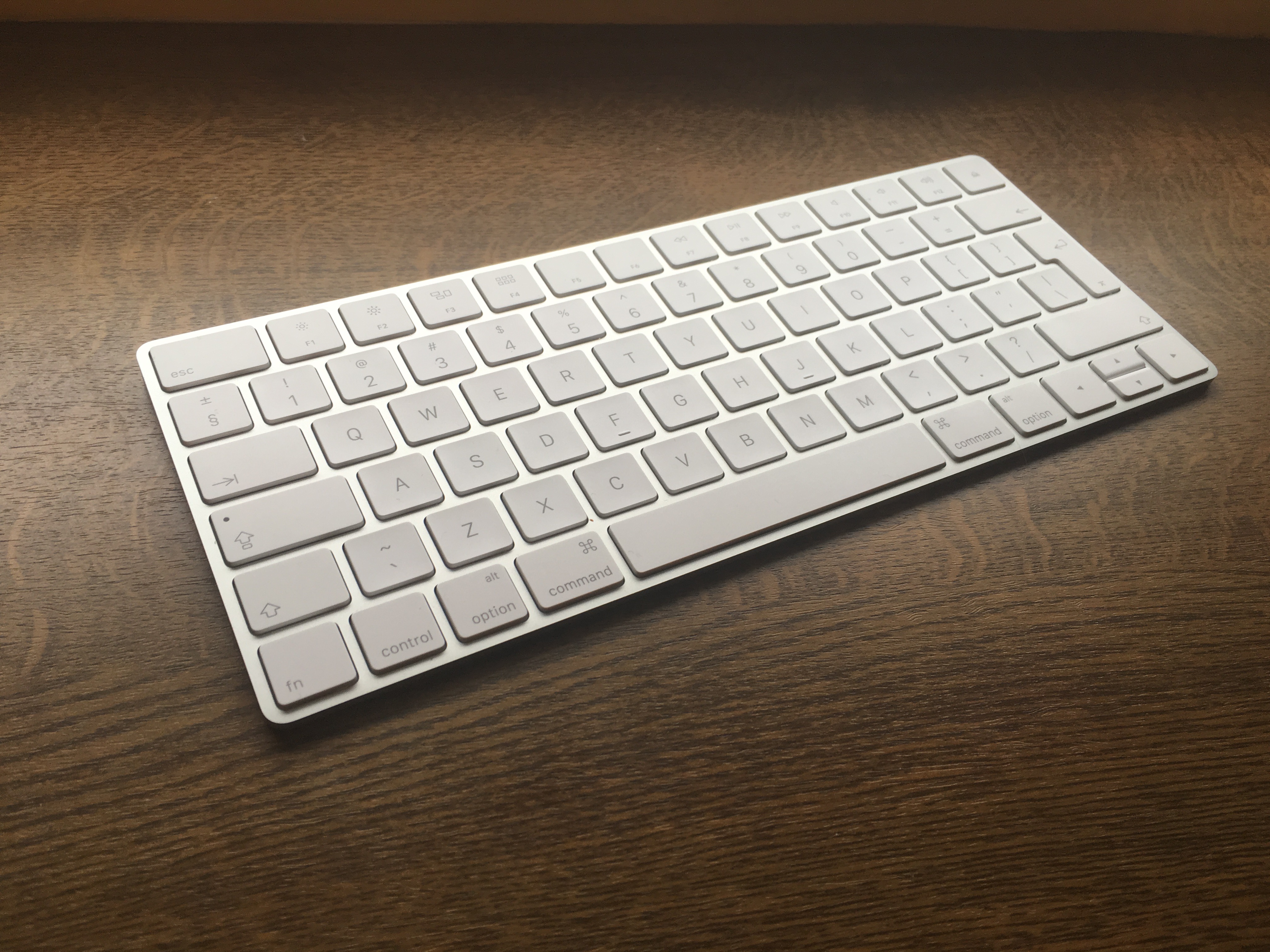 xkb apple magic keyboard