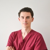 lek. dent. Oskar Dębski