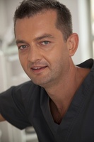 lek. stom. Andrzej Warchlewski