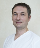 lek. dent. Wojciech Radwański