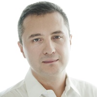 dr n. med. Maciej Krajewski