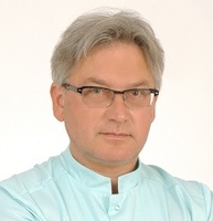 dr Waldemar Karasiuk