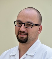 dr n. med. Piotr Nowaczyk