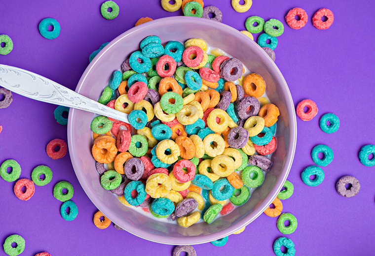 Jedzenie, którego nie powinniśmy podawać dzieciom