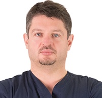 lek. dent. Mariusz Pankowski