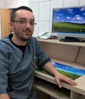 lek. med. Artur Oponowicz