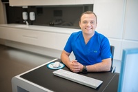 dr n. med. Tomasz Basta