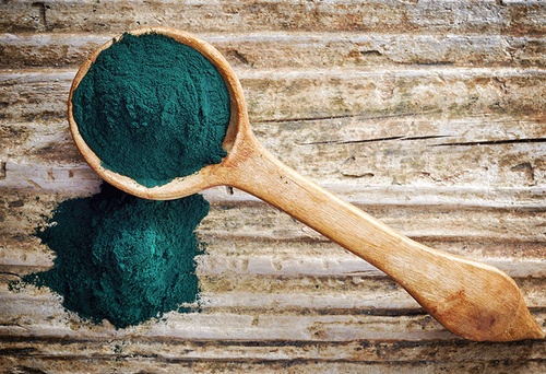 Spirulina: Niebieski supersuplement wzmacniający …