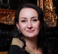 dr Iwona Wierzchucka