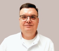 lekarz Oleg Konashchuk