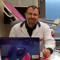 lekarz Łukasz Laskowicz