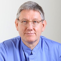 lekarz Artur Gromadziński