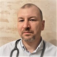 lekarz Marcin Czerwony
