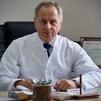 lekarz Marek Józefowicz