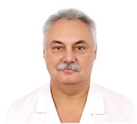 lekarz Piotr Tarnowski