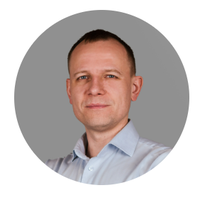 lekarz Radosław Grębowski