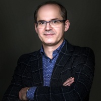 lekarz Tomasz Nowakowski