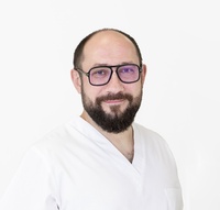 dr Bartosz Brzozowski