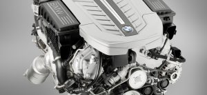 BMW serii 7 silnik V12