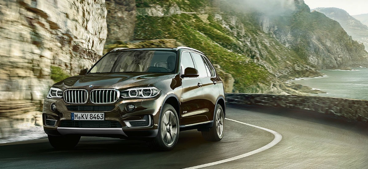 Wypadki chodzą po ludziach: BMW obcięło mu palec