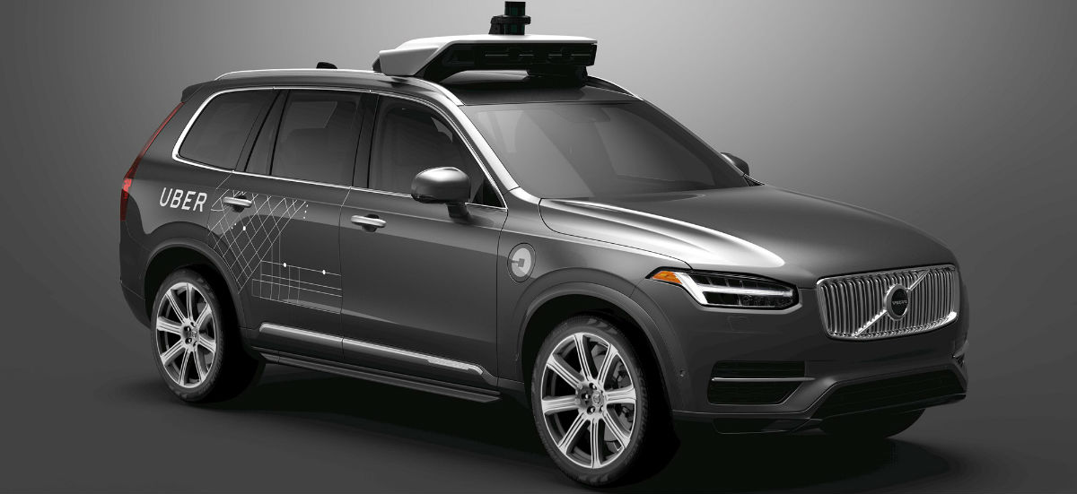 Uber wycofuje autonomiczne auta. Czy winny wypadku był kierowca?