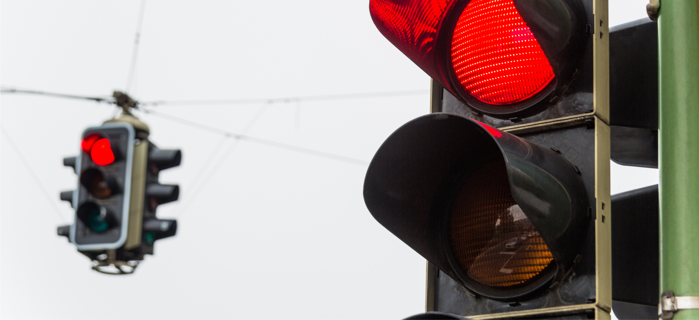 Traffic light red. Красный светофор. Красный сигнал светофора. Красный цвет светофора. Красный йвет световофра.