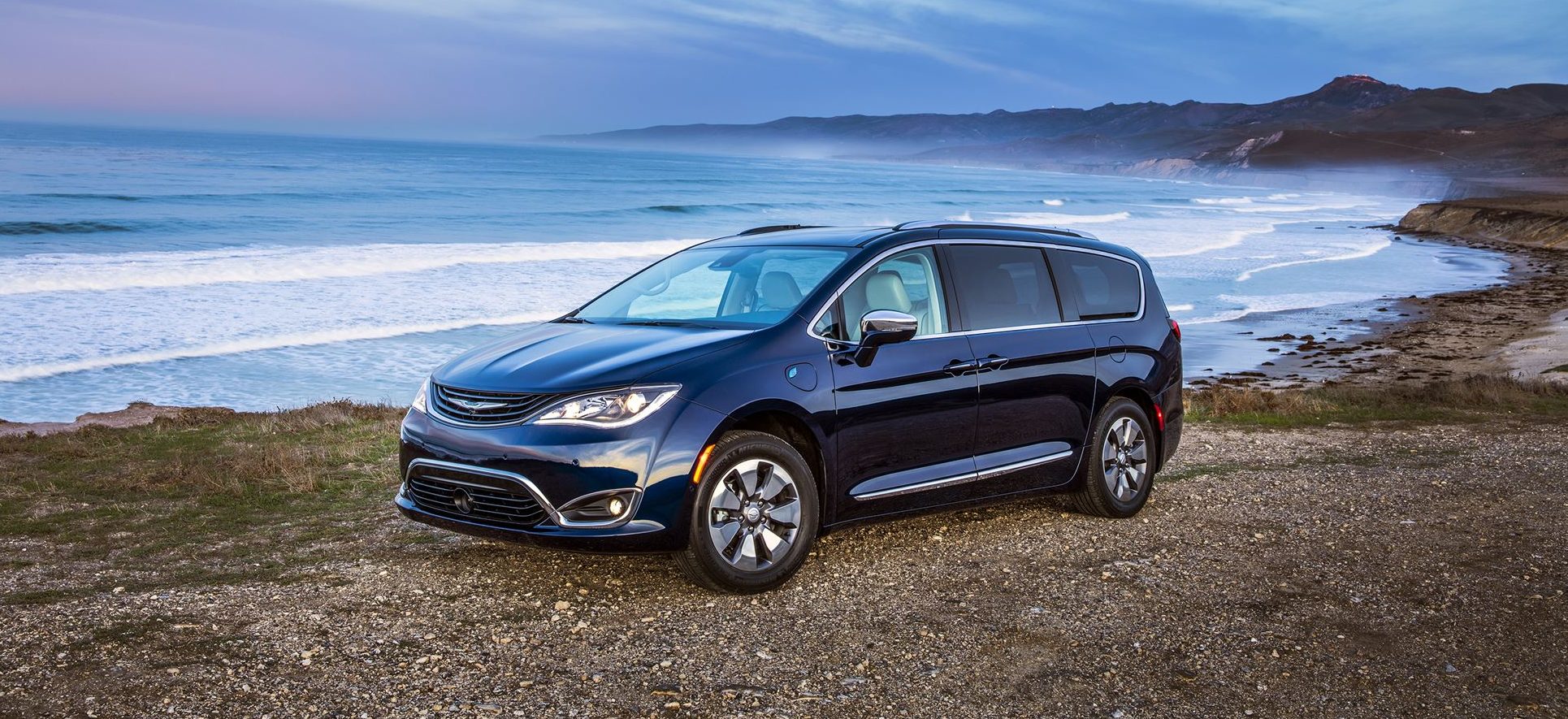 2017 Chrysler Pacifica Hybrid 