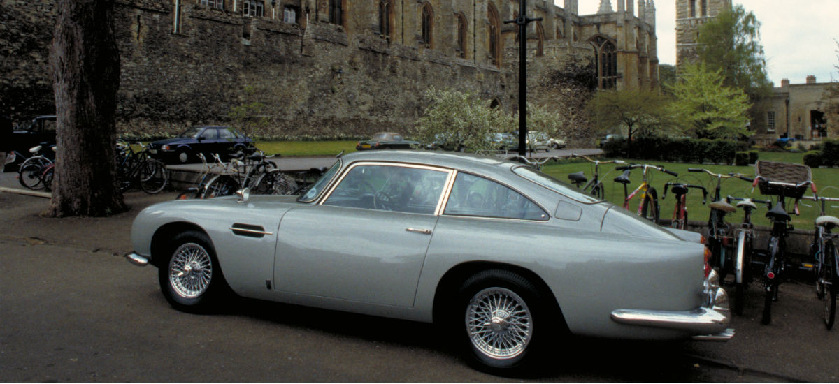 Aston Martin wyprodukuje repliki DB5. Będziesz mógł jeździć jak Bond. James Bond