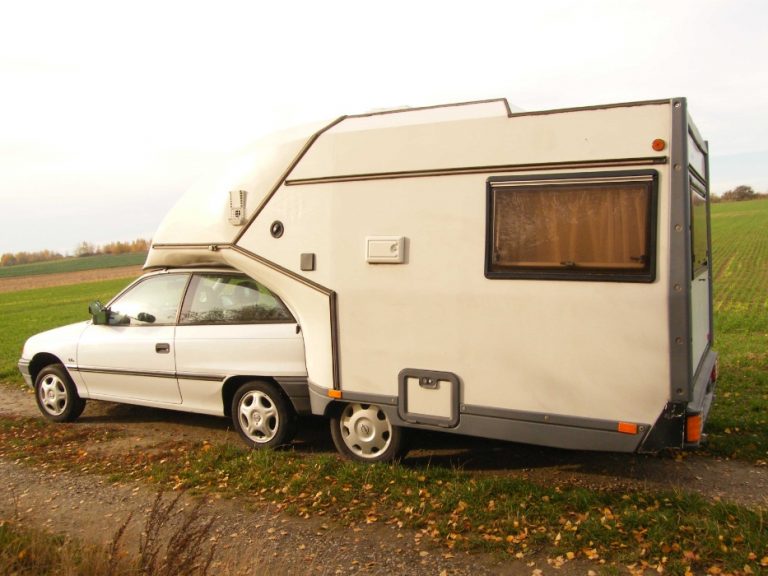 Opel Astra w wersji kamper. Larwa TIRa czy praktyczny