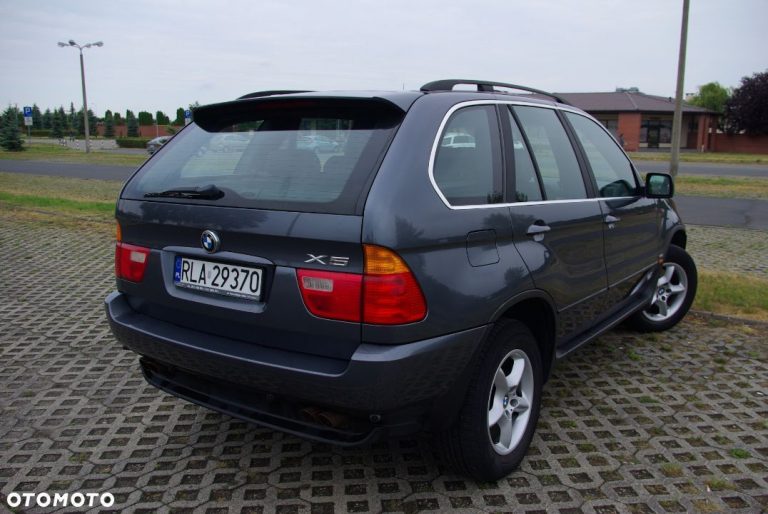 BMW X5 E53 ma już 20 lat. To czas na youngtimer alert. Co