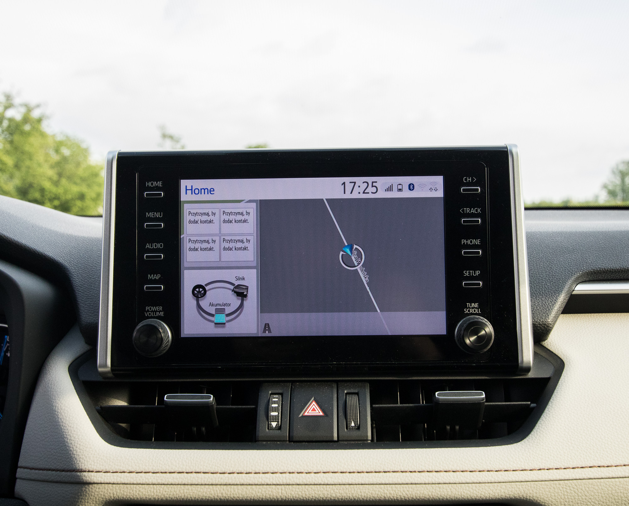 Toyota RAV4 2019 hybrid test 