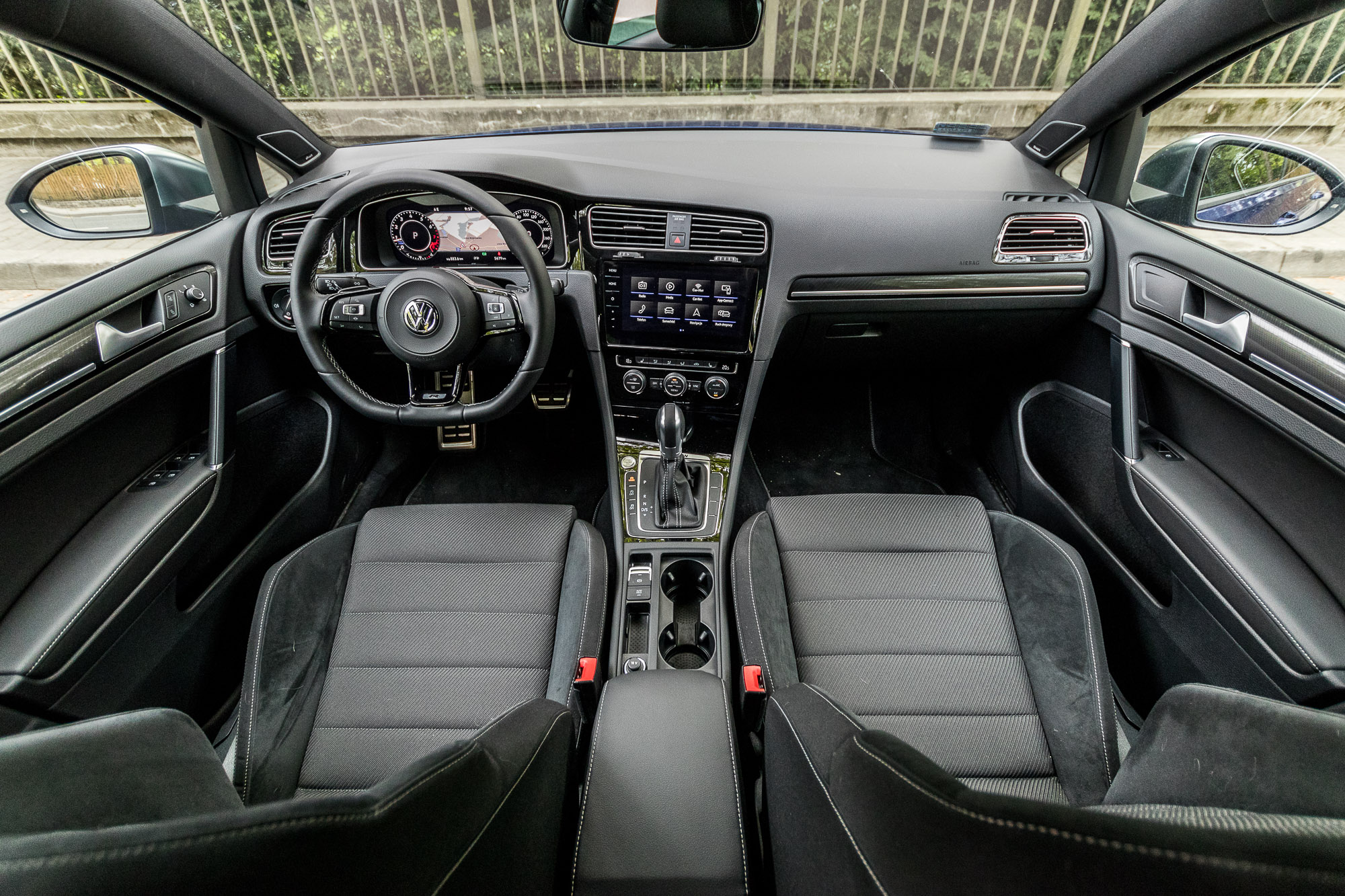 VW Golf R 2019