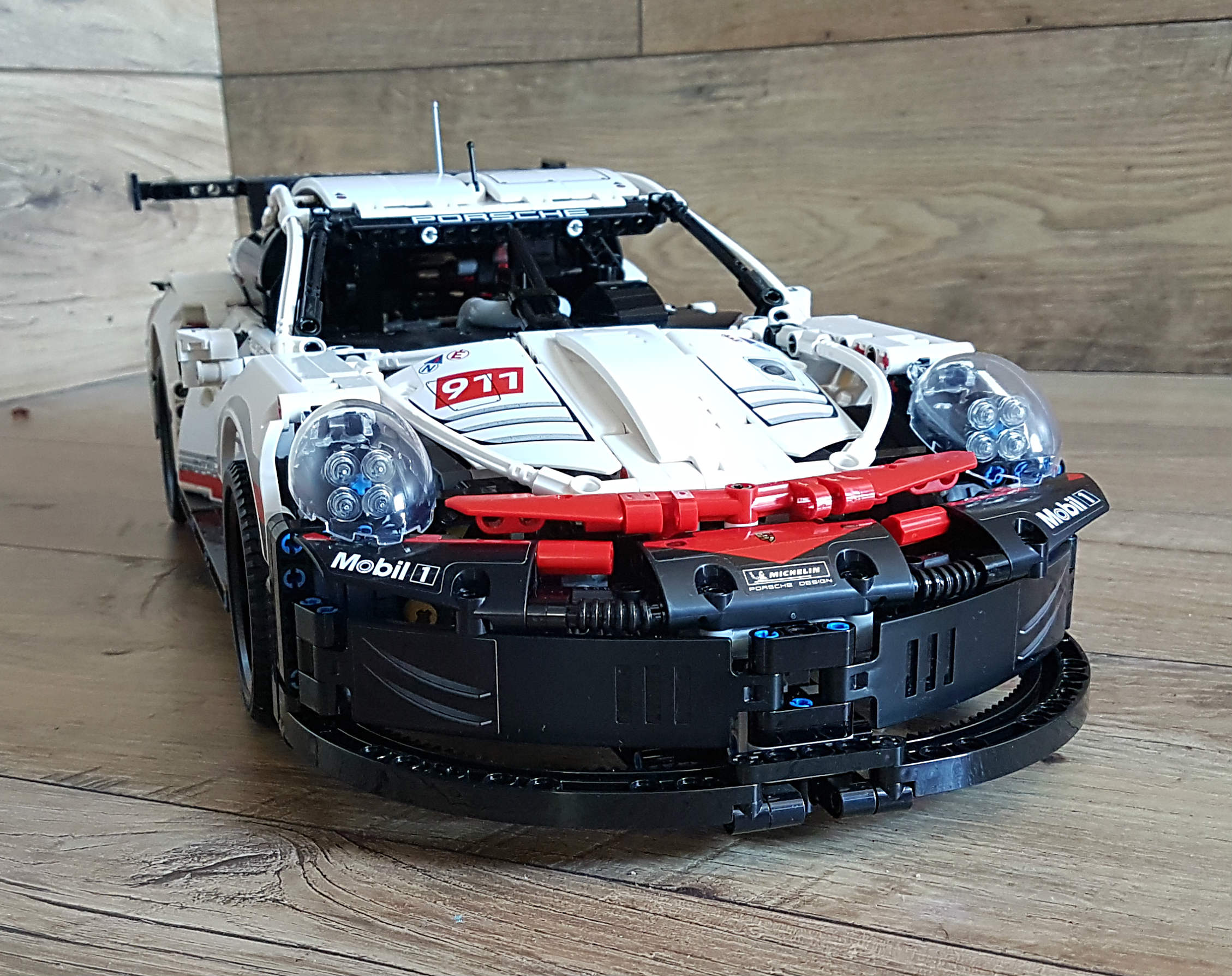 Lego 42096 Porsche 911 RSR recenzja, detale, plusy i minusy