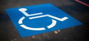 miejsca dla niepełnosprawnych przepisy