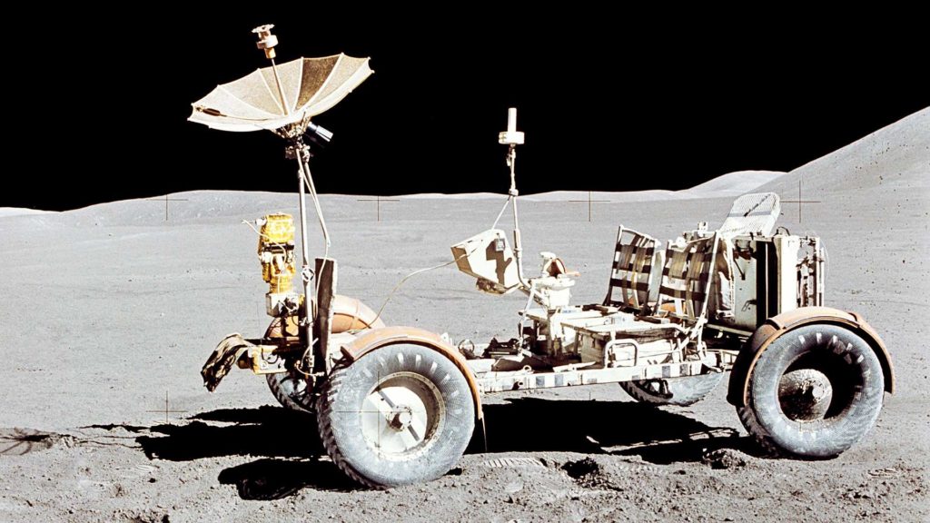 samochód w kosmosie lunar roving vehicle