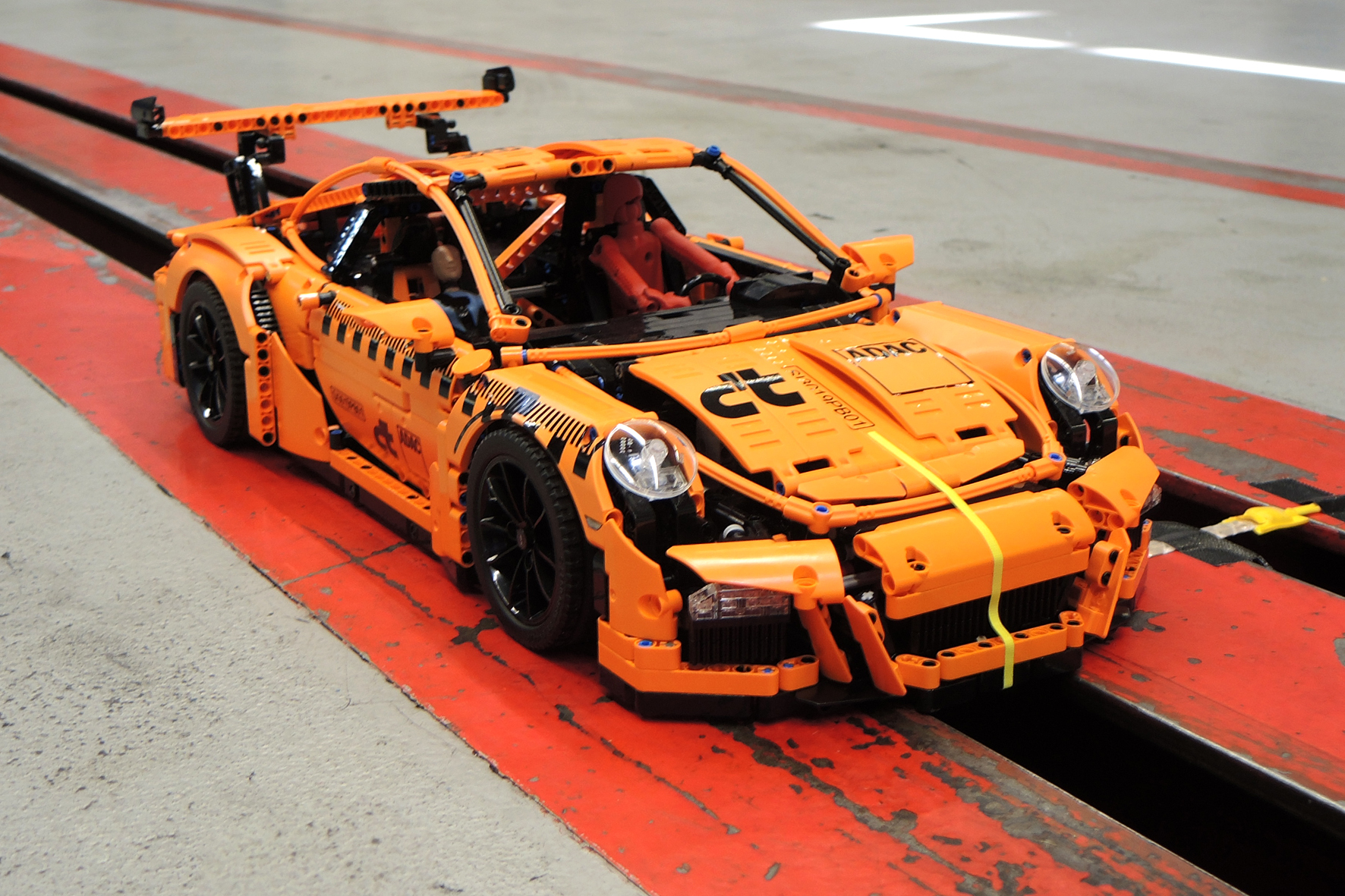 Crash test Porsche Lego 