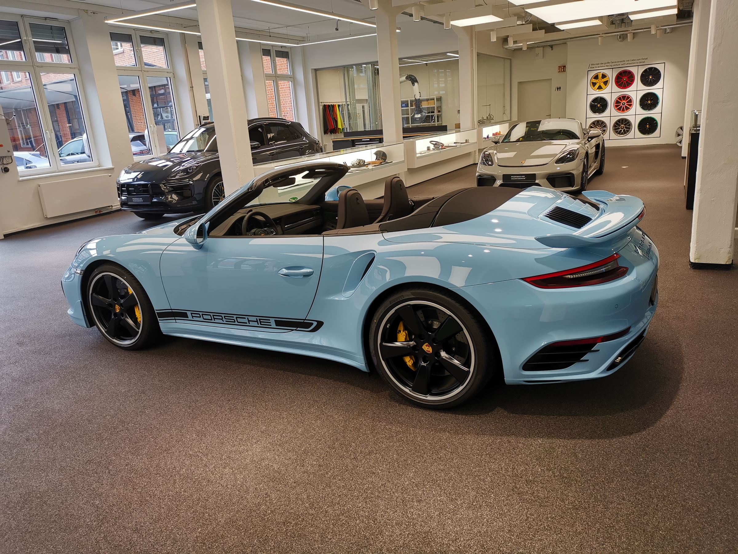 Z wizytą w Porsche Exclusive Manufaktur. Tutaj można
