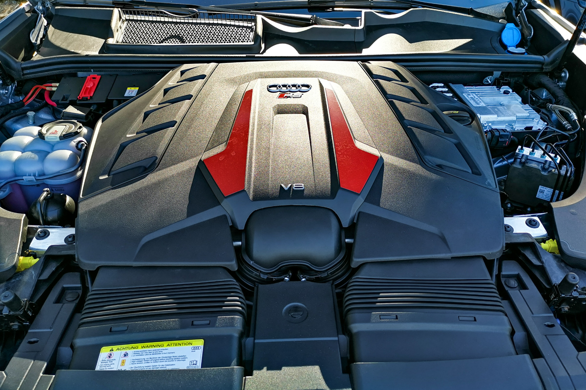 Audi RS Q8 2020 test
