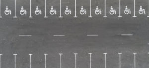 parkowanie na miejscu dla niepełnosprawnych karta