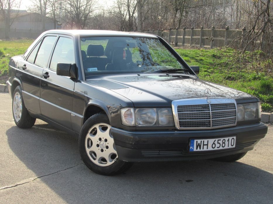 Poniedziałkowy przegląd ofert Mercedes 190 (W201)