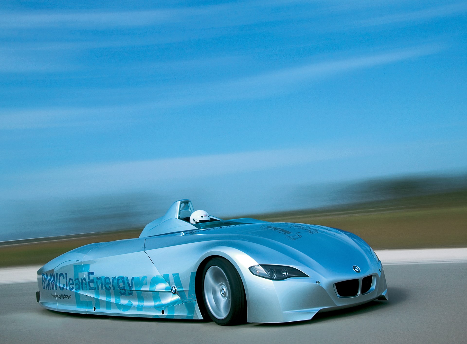 Какая быстрая версия. БМВ h2r hydrogen. BMW h2r hydrogen record car. Быстрые машины. Самая быстрая БМВ.