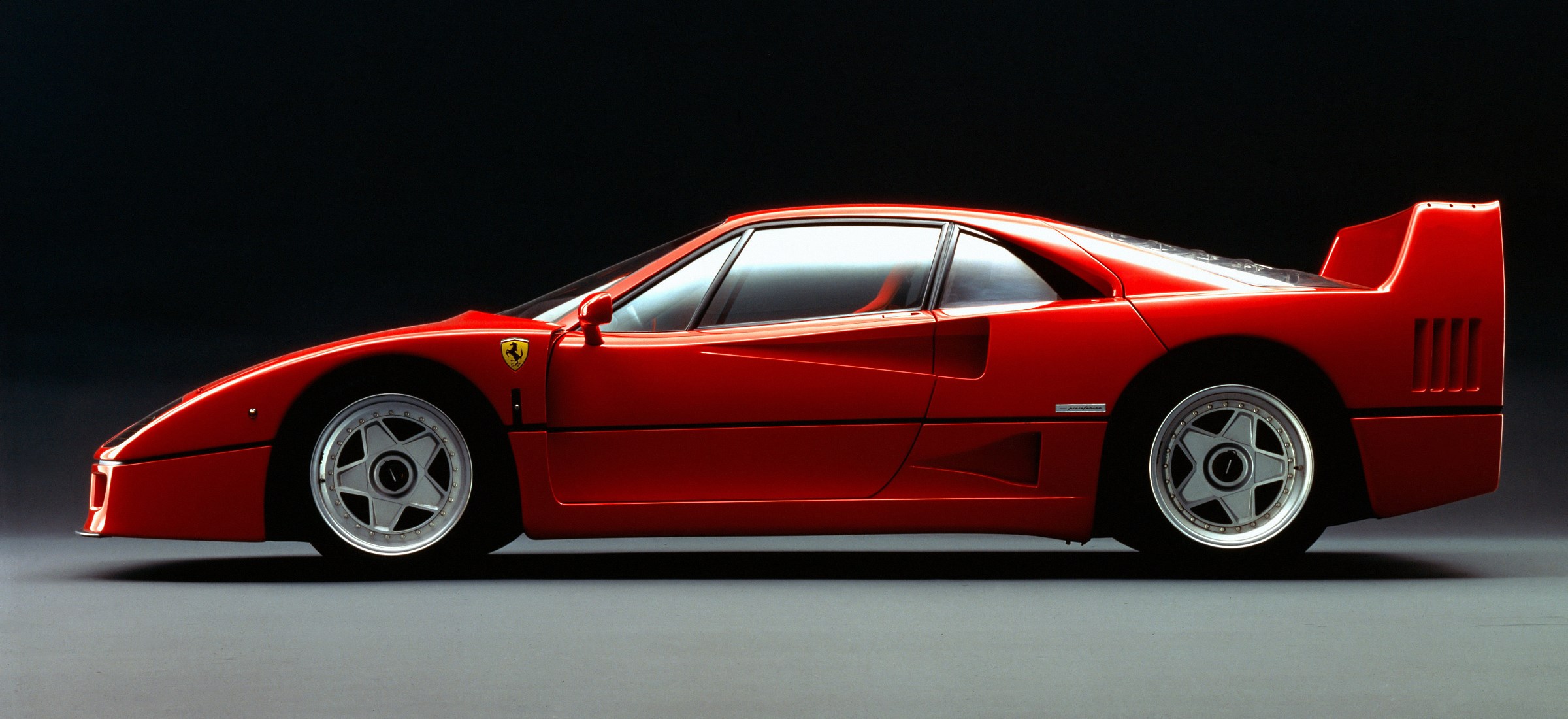 Ferrari F40 silnik