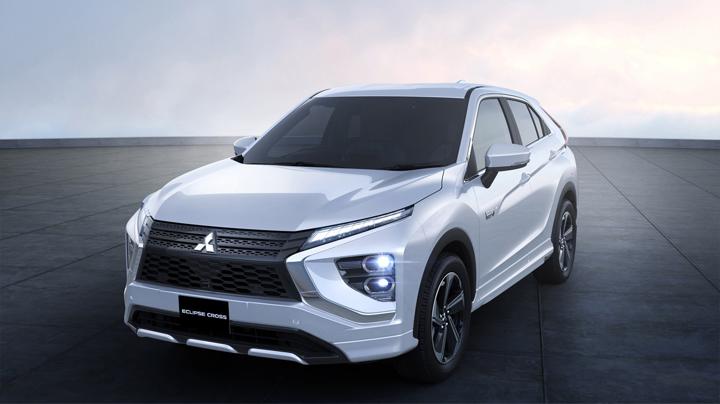 Mitsubishi Eclipse Cross po liftingu. Koniec z dzieloną tylną szybą