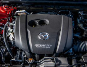 mazda silnik r6
