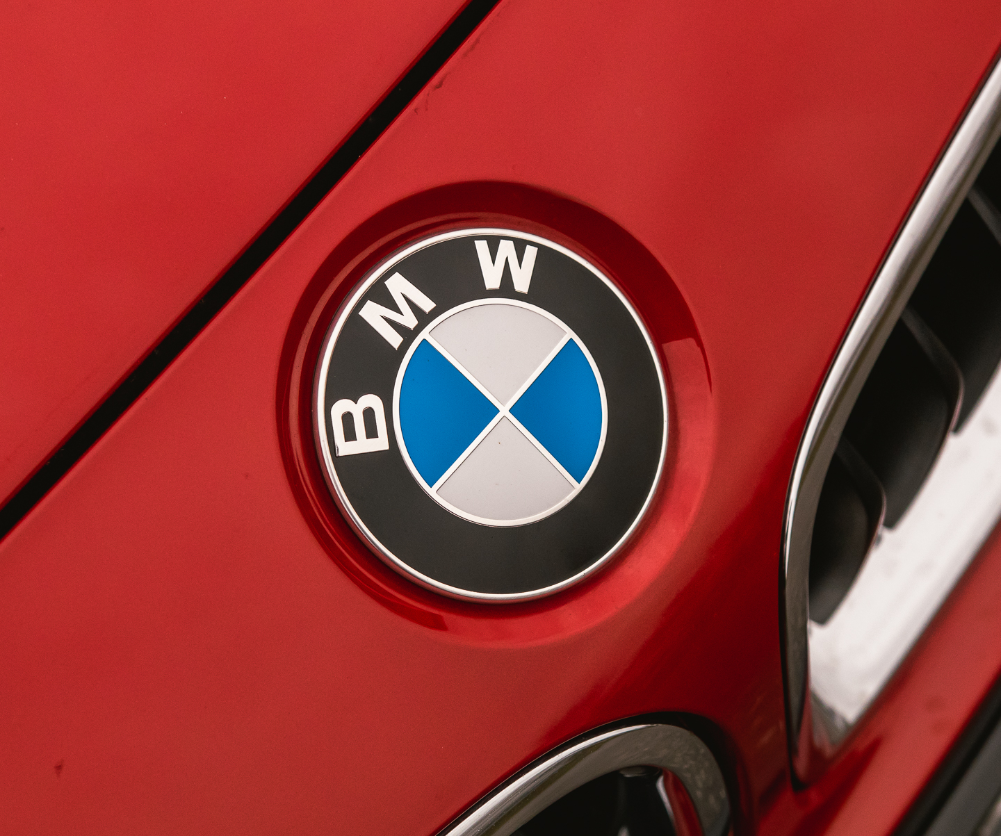 BMW X8 zadebiutuje jeszcze w tym roku. Będzie miało wydechy jak Lexus