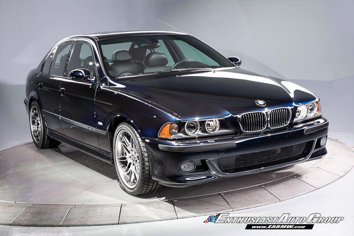 Ktoś zapłacił prawie 800 tys. zł za BMW M5 E39. Kiedy
