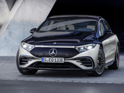 Oto Mercedes EQS w całej okazałości. Piękne wnętrze i 770 km zasięgu