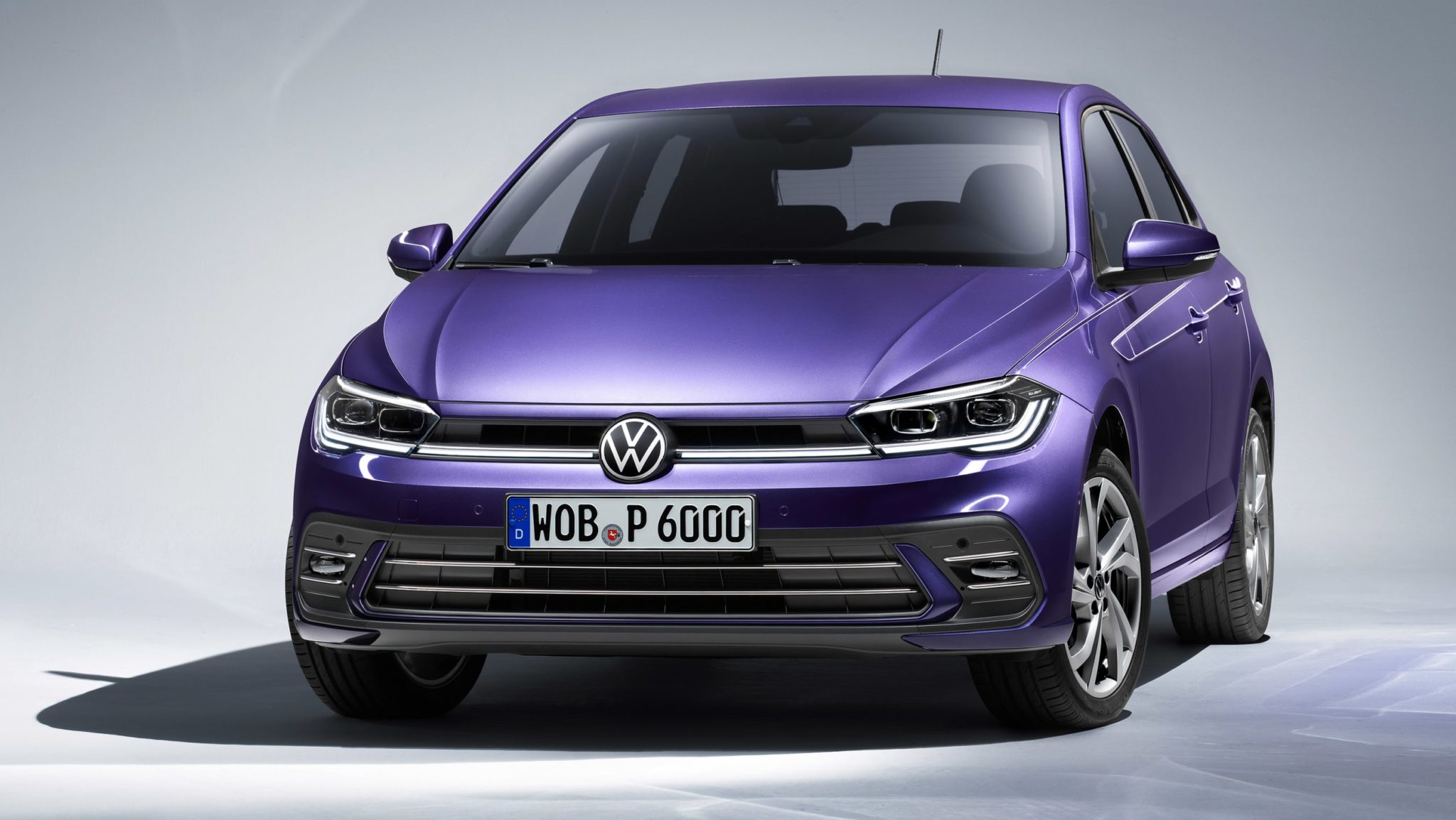 Nowy Volkswagen Polo już oficjalnie. Świetlny pas i