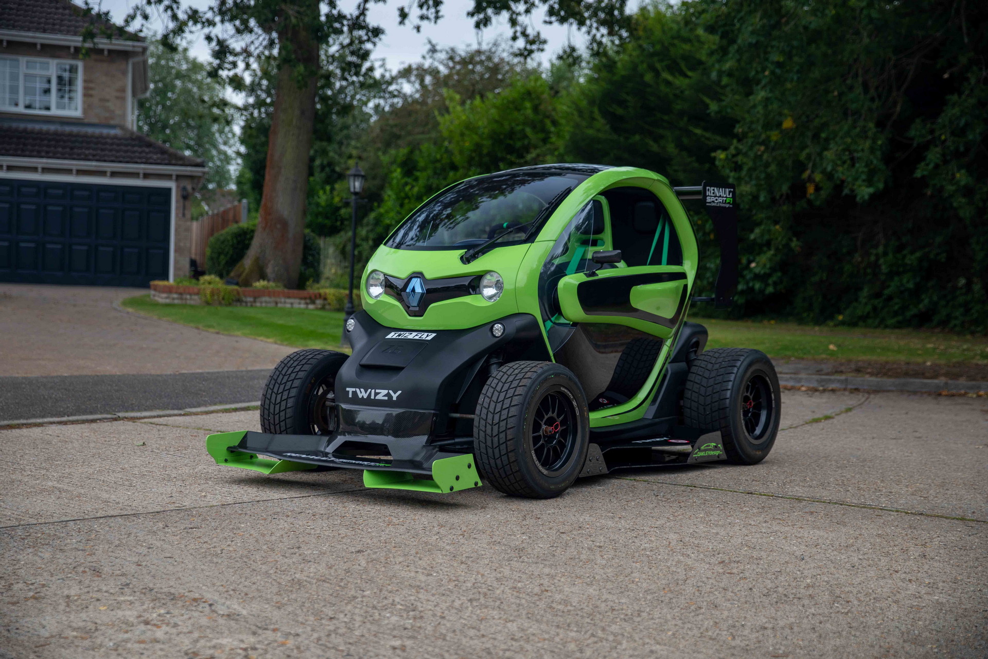 Renault Twizy F1 Oakley