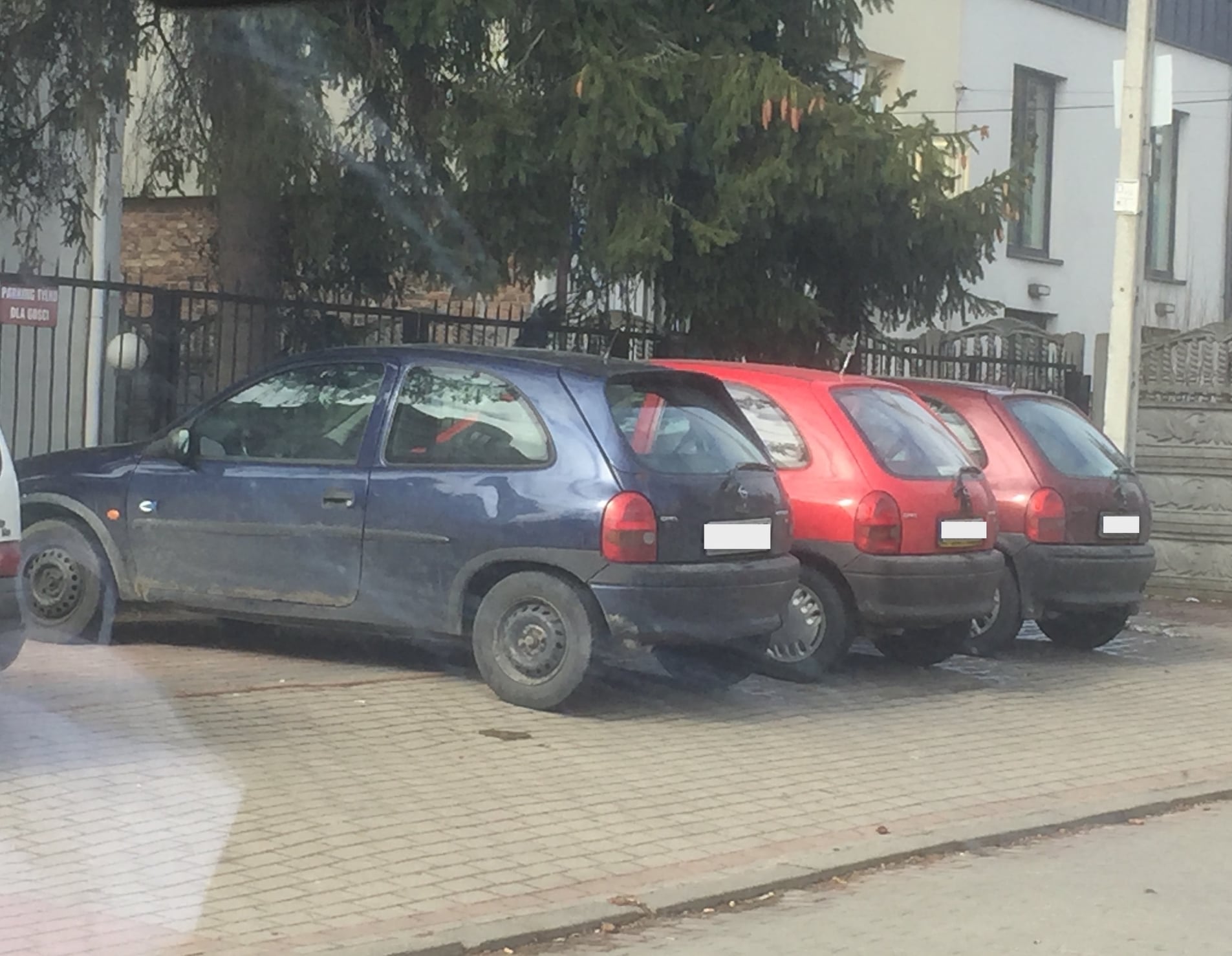 Ogłaszam youngtimer alert: Opel Corsa B ma już prawie 29 lat